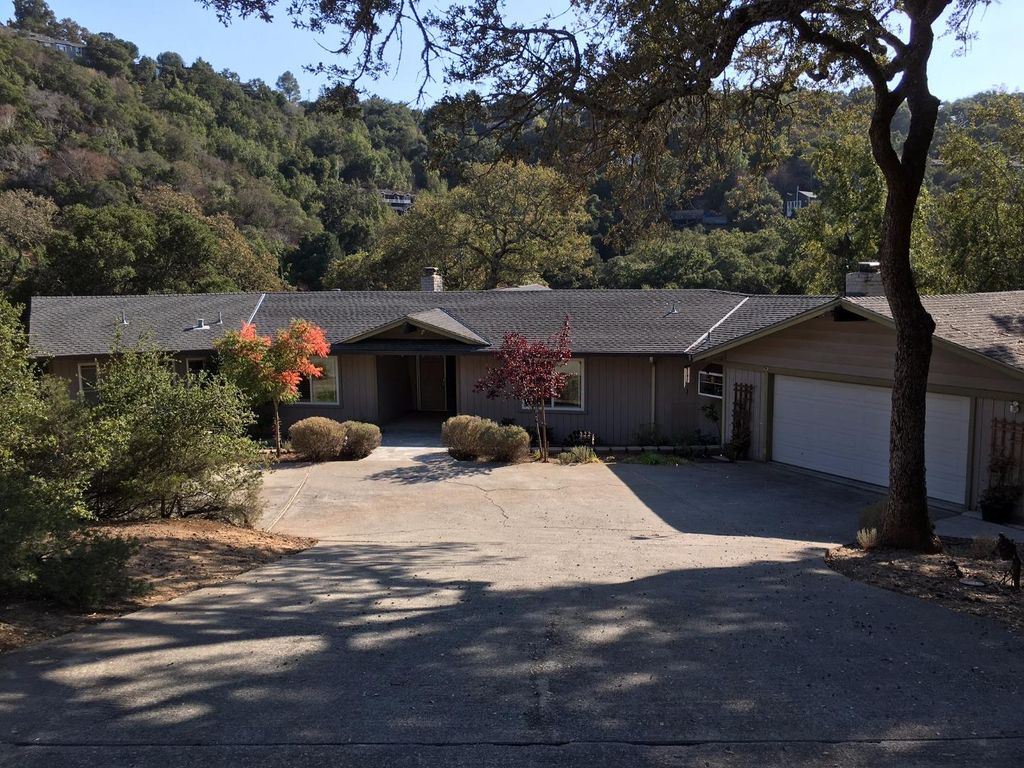Dumpster Rental Emerald Hills, CA